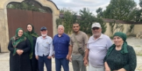 Глава Гумбетовского района Галип Галипов встретился с участником СВО Абубакаром Исламалиевым - Гумбетовский район